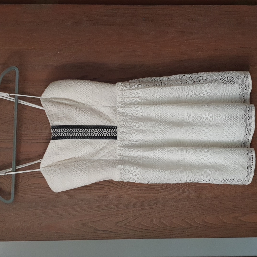 DEB White Lace Dress With Strip down middle